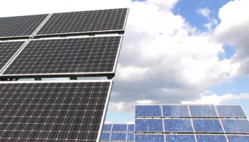 do clouds affect solar panels